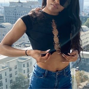 Cropped Black Circle Tee